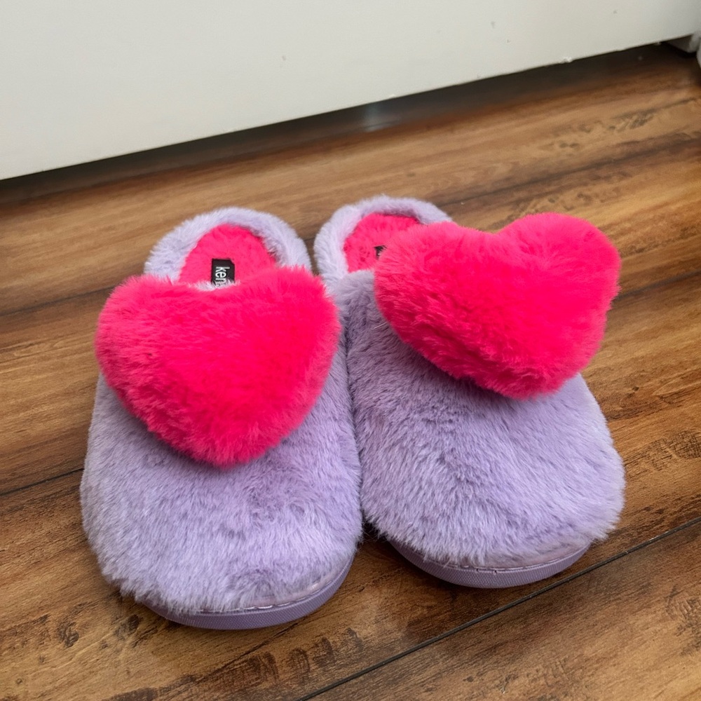 Cute Heart Slippers